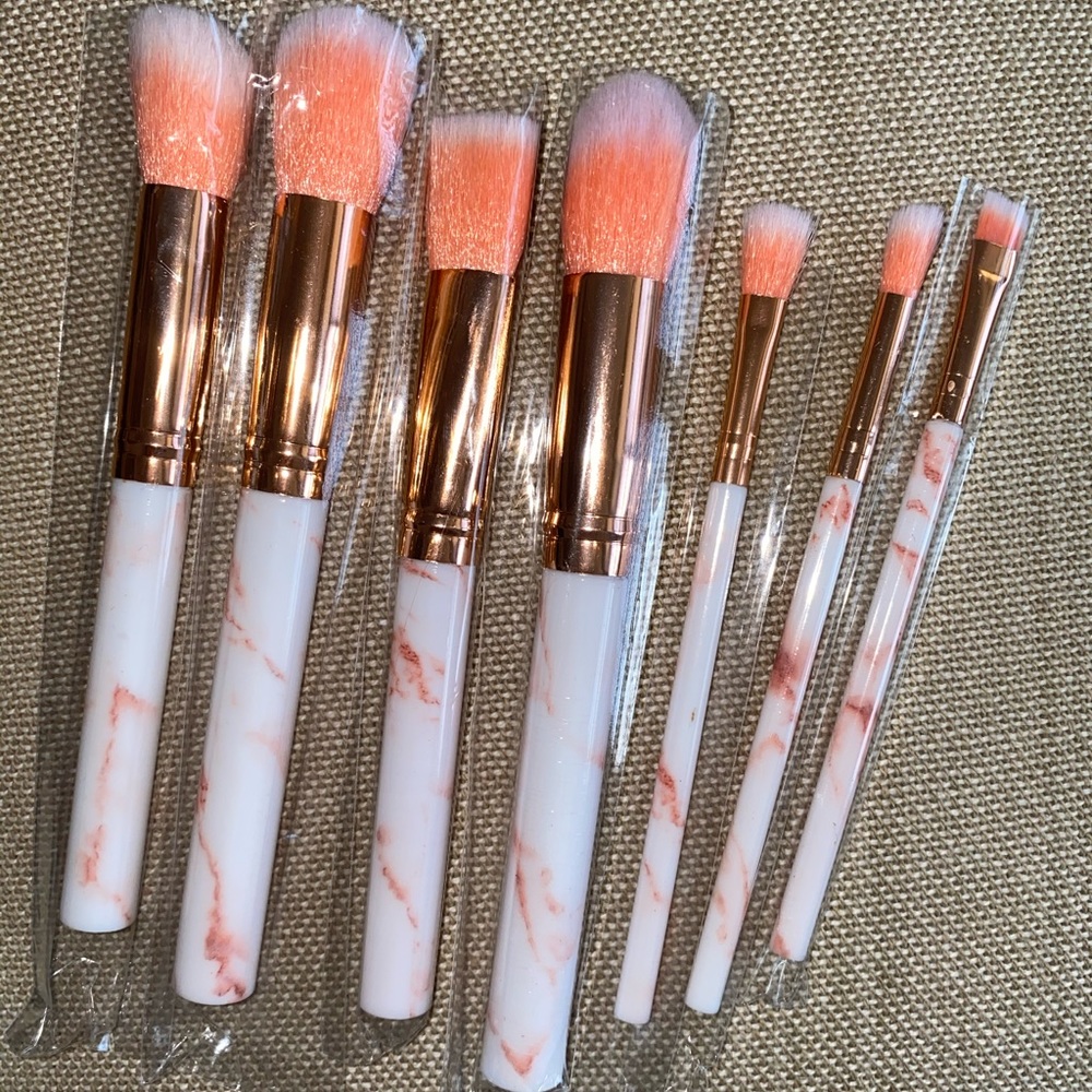 makeup brushes